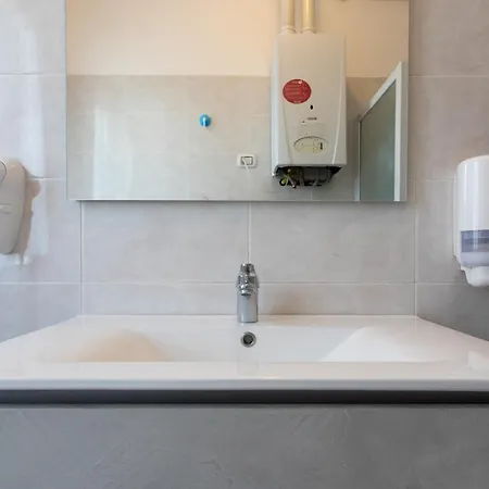 15 - Tourist House Primaticcio - Self Check-in Apartment *