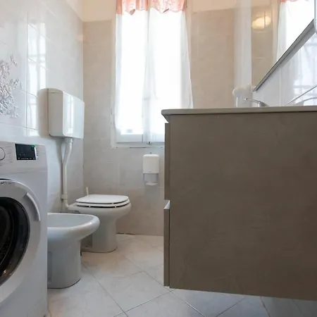 Apartment 15 - Tourist House Primaticcio - Self Check-in Bologna
